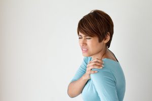 علت درد شانه در زنان